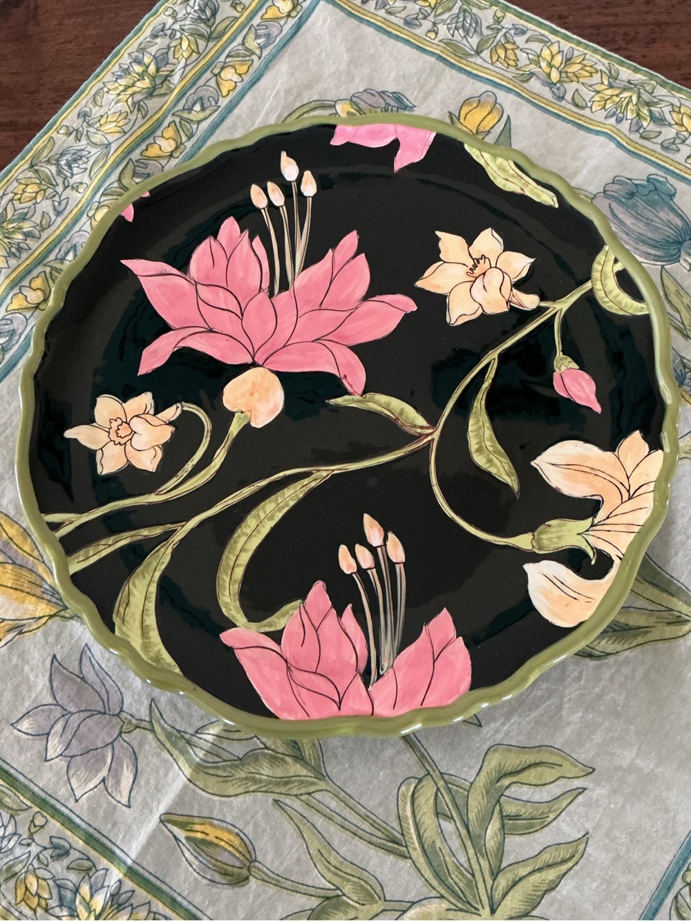 April Cornell Certified International Floral Plates Set of 2